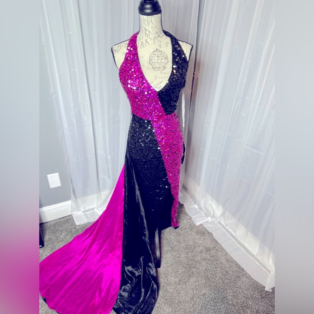 New with tags Primavera Black and Pink Dual Gown